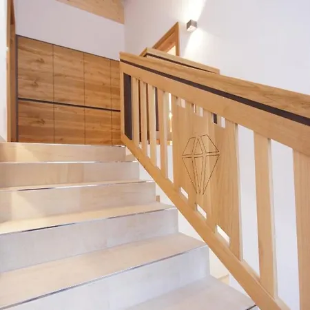 Alpin Juwel アパート